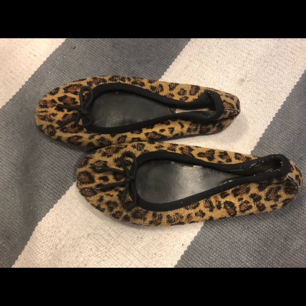 Leopard flats